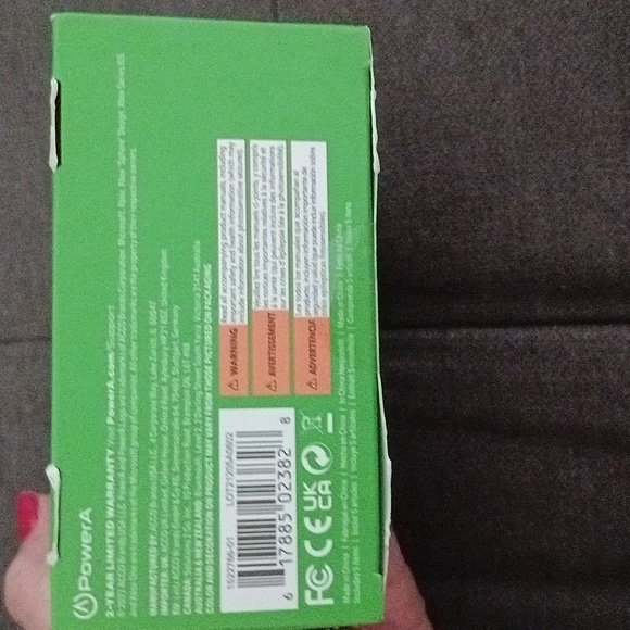 Charging stand for Xbox NIB - Picture 5 of 6